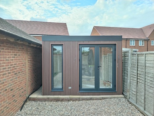 Insulated modular office - modular,