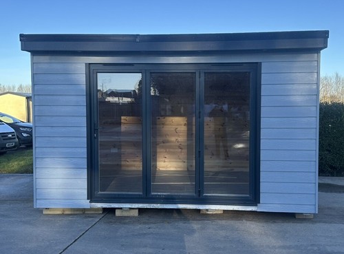 Composite garden room - garden, studio