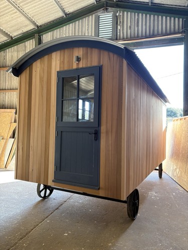 Shepherds hut garden room - hut, /